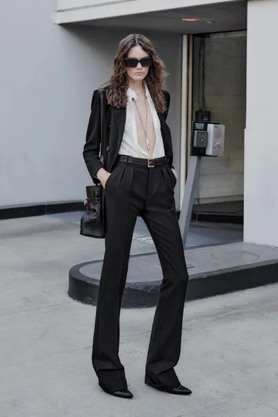 Look 15